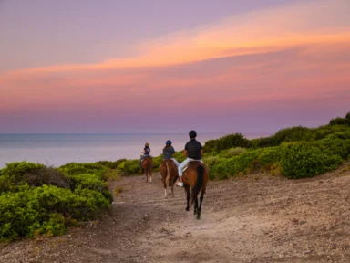 Passeggiata a cavallo all’alba (Esclusiva)
